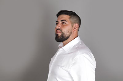 אהרון אברג'יל בסינגל חדש: "אלוקים גדול"