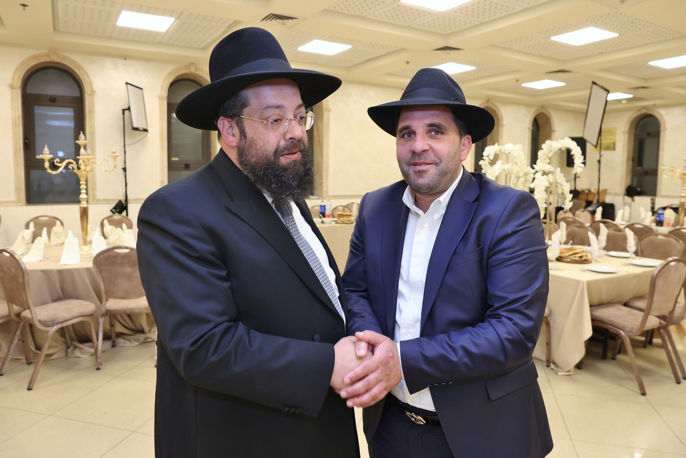 נכדו של המרא דאתרא דבני ברק נכנס למצוות | רבנים ואישי ציבור עלו לברך