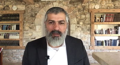 צבי יחזקאלי בפינה על פרשת בהעלותך • צפו