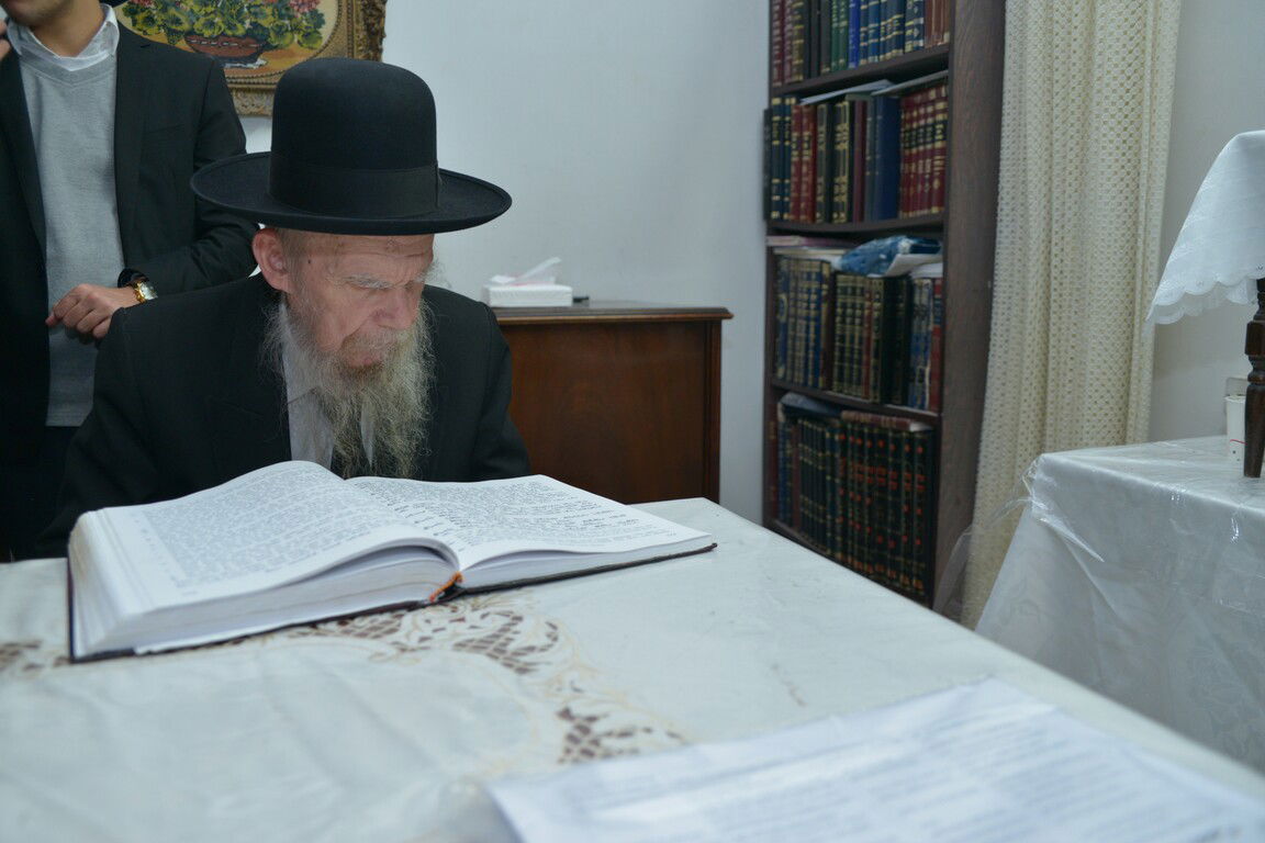 השיעורים, השמחות והארת הפנים | מראות חייו של ראש הישיבה רבי גרשון אדלשטיין זצ"ל