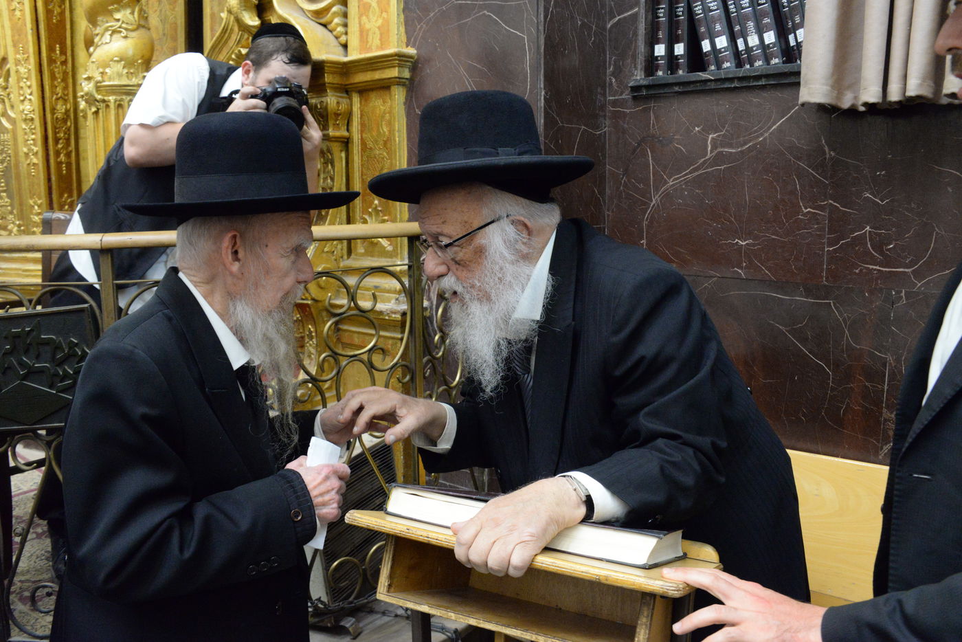 השיעורים, השמחות והארת הפנים | מראות חייו של ראש הישיבה רבי גרשון אדלשטיין זצ"ל