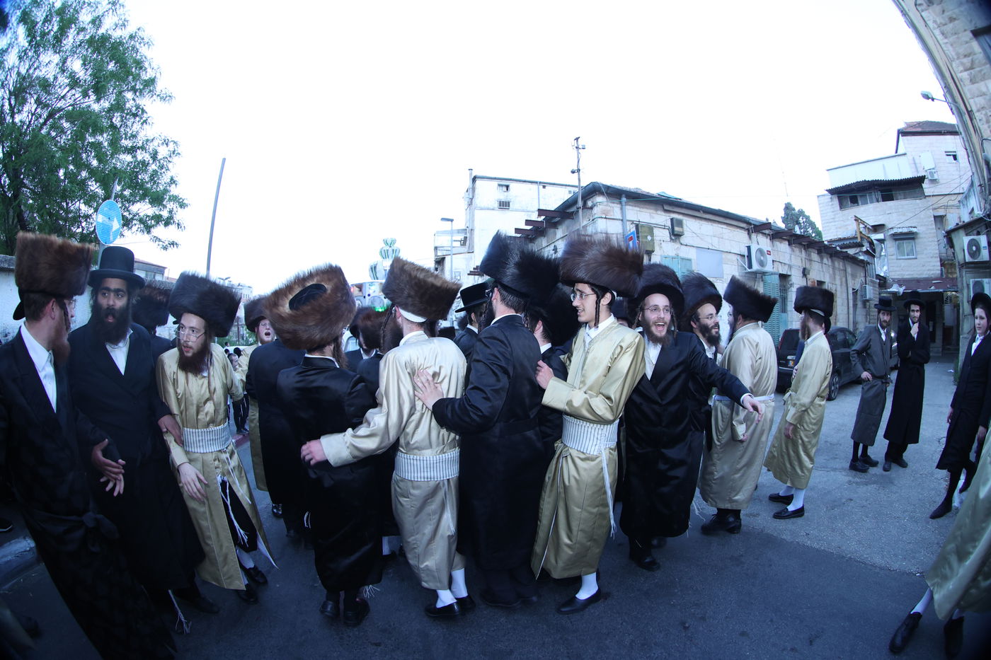 ה'וויטעפסק'ערס' חסמו את כיכר השבת | תיעוד 