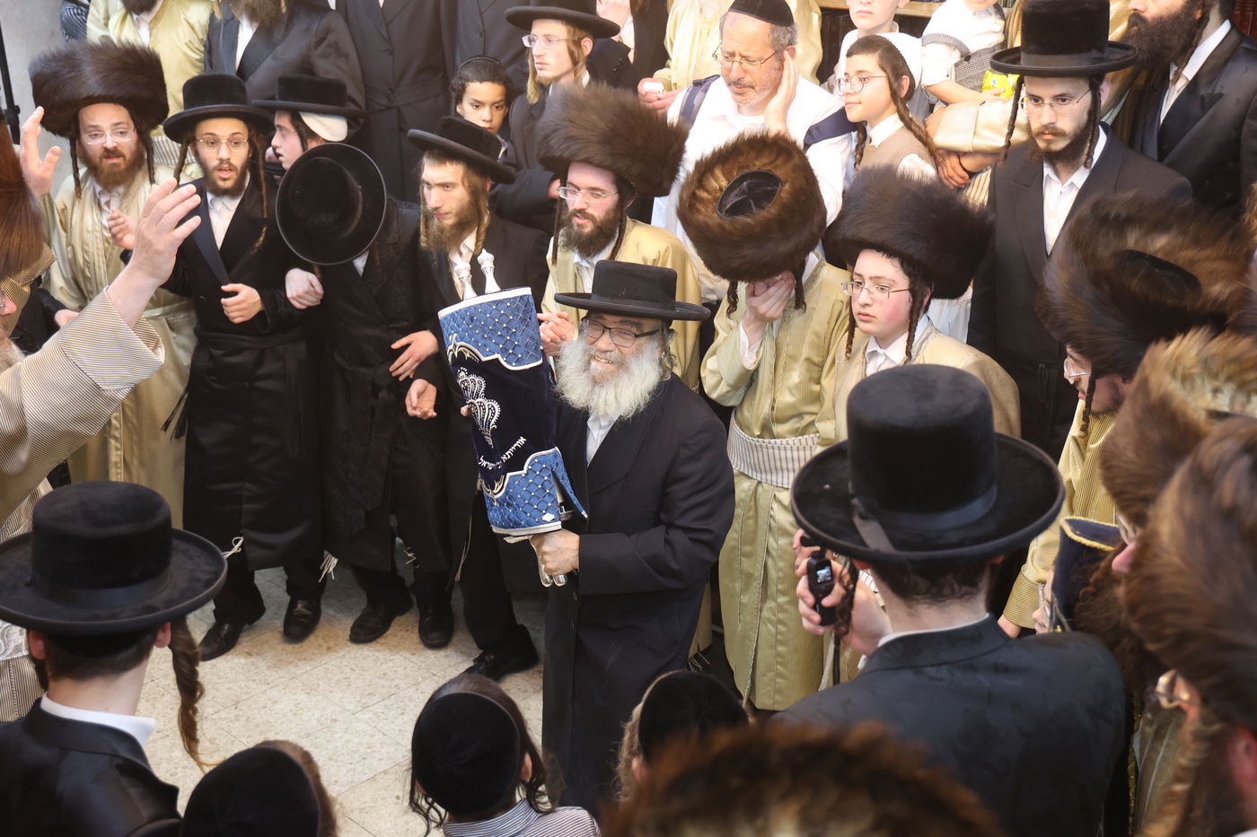 ה'וויטעפסק'ערס' חסמו את כיכר השבת | תיעוד 