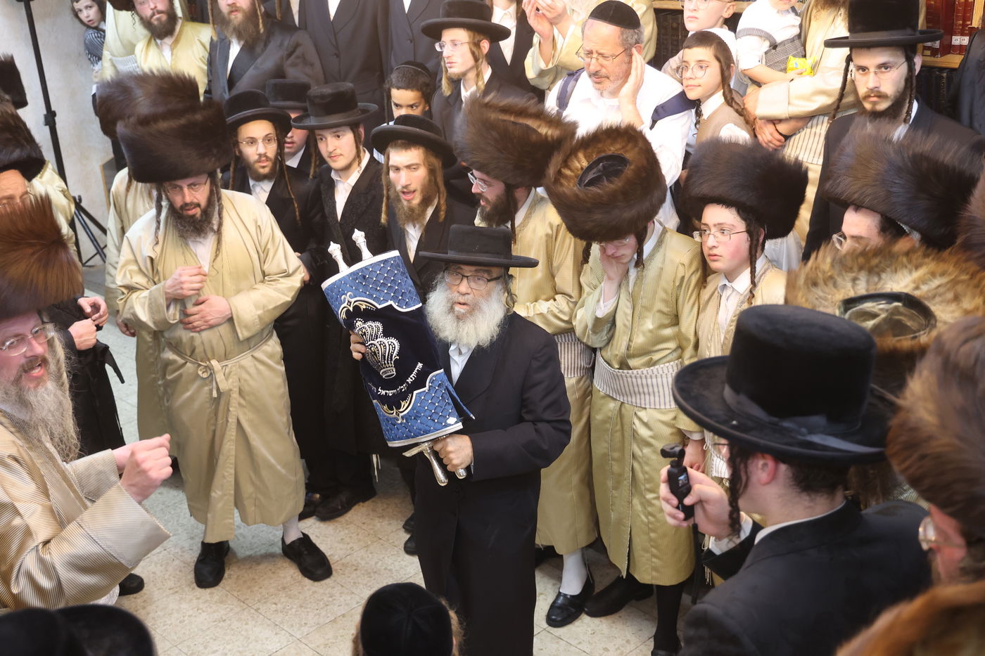 ה'וויטעפסק'ערס' חסמו את כיכר השבת | תיעוד 