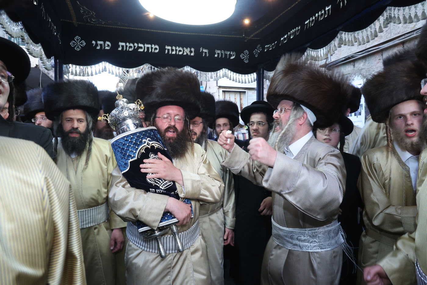 ה'וויטעפסק'ערס' חסמו את כיכר השבת | תיעוד 