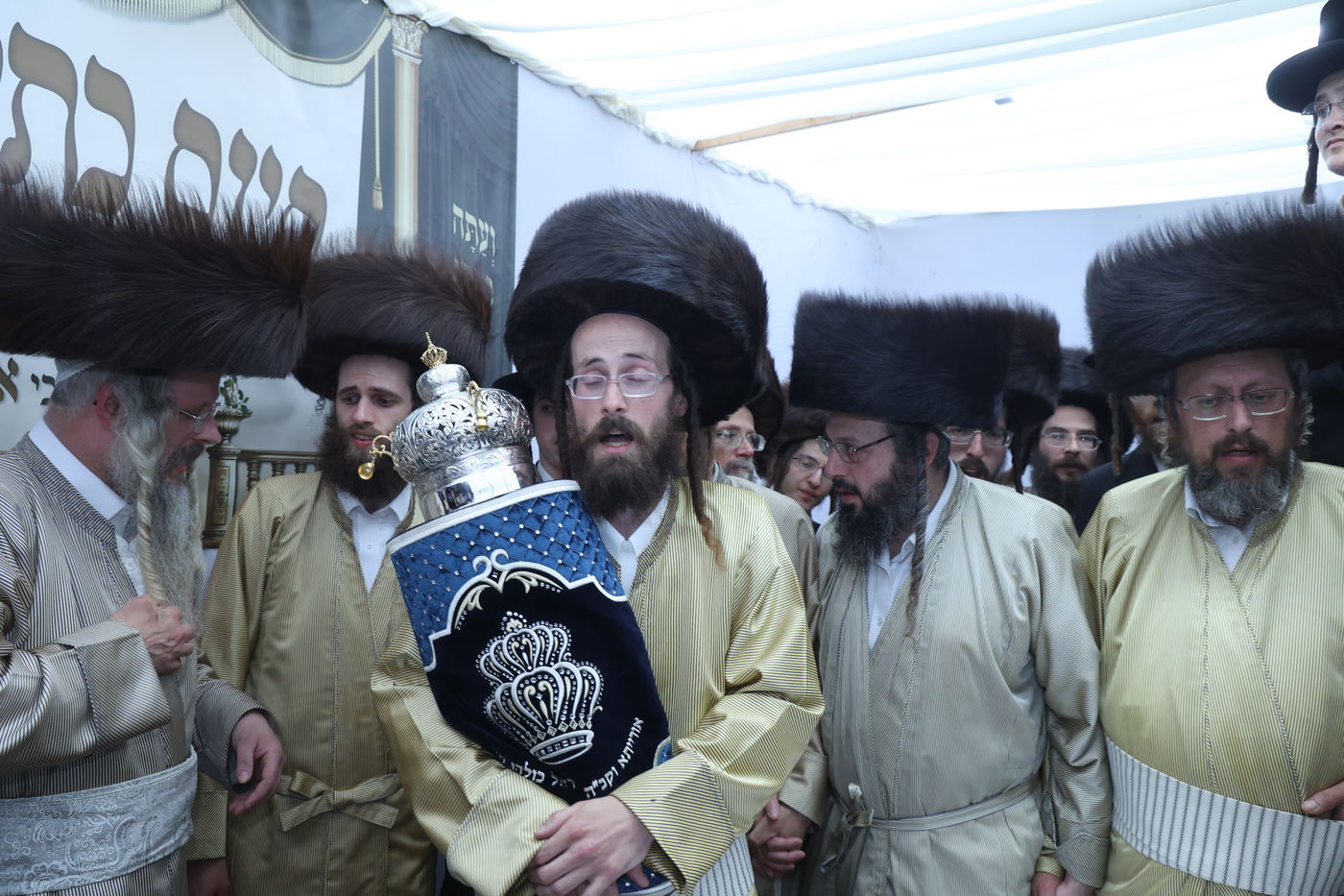 ה'וויטעפסק'ערס' חסמו את כיכר השבת | תיעוד 