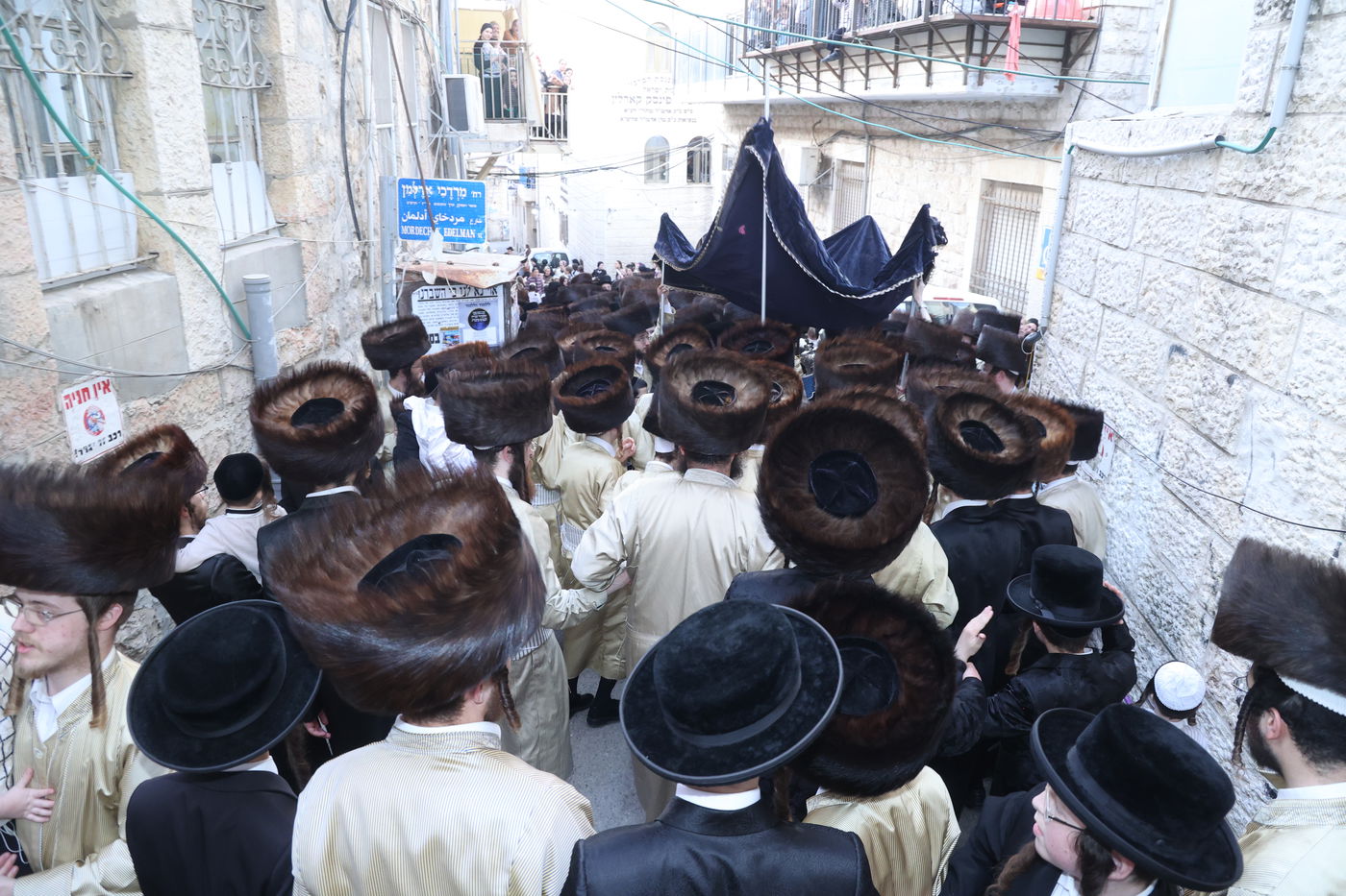 ה'וויטעפסק'ערס' חסמו את כיכר השבת | תיעוד 