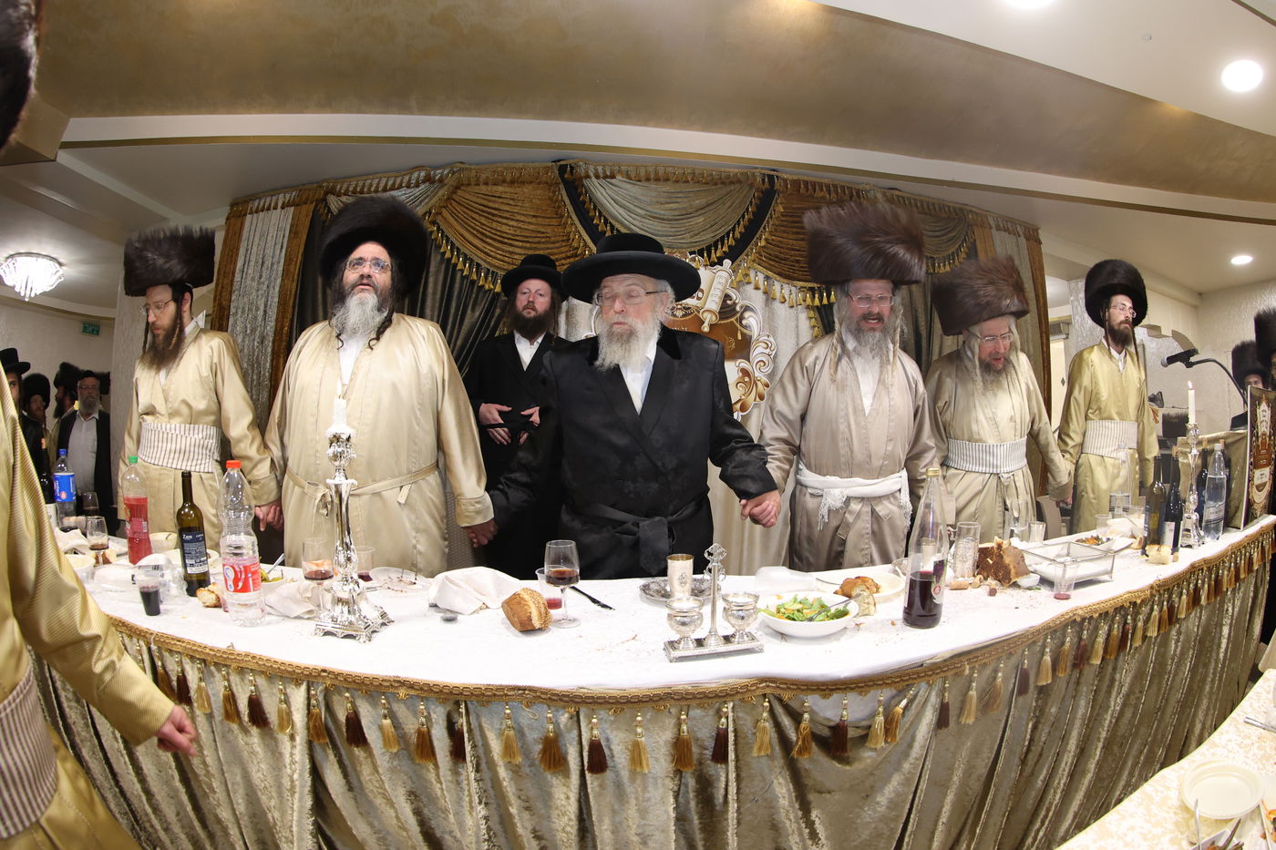 ה'וויטעפסק'ערס' חסמו את כיכר השבת | תיעוד 