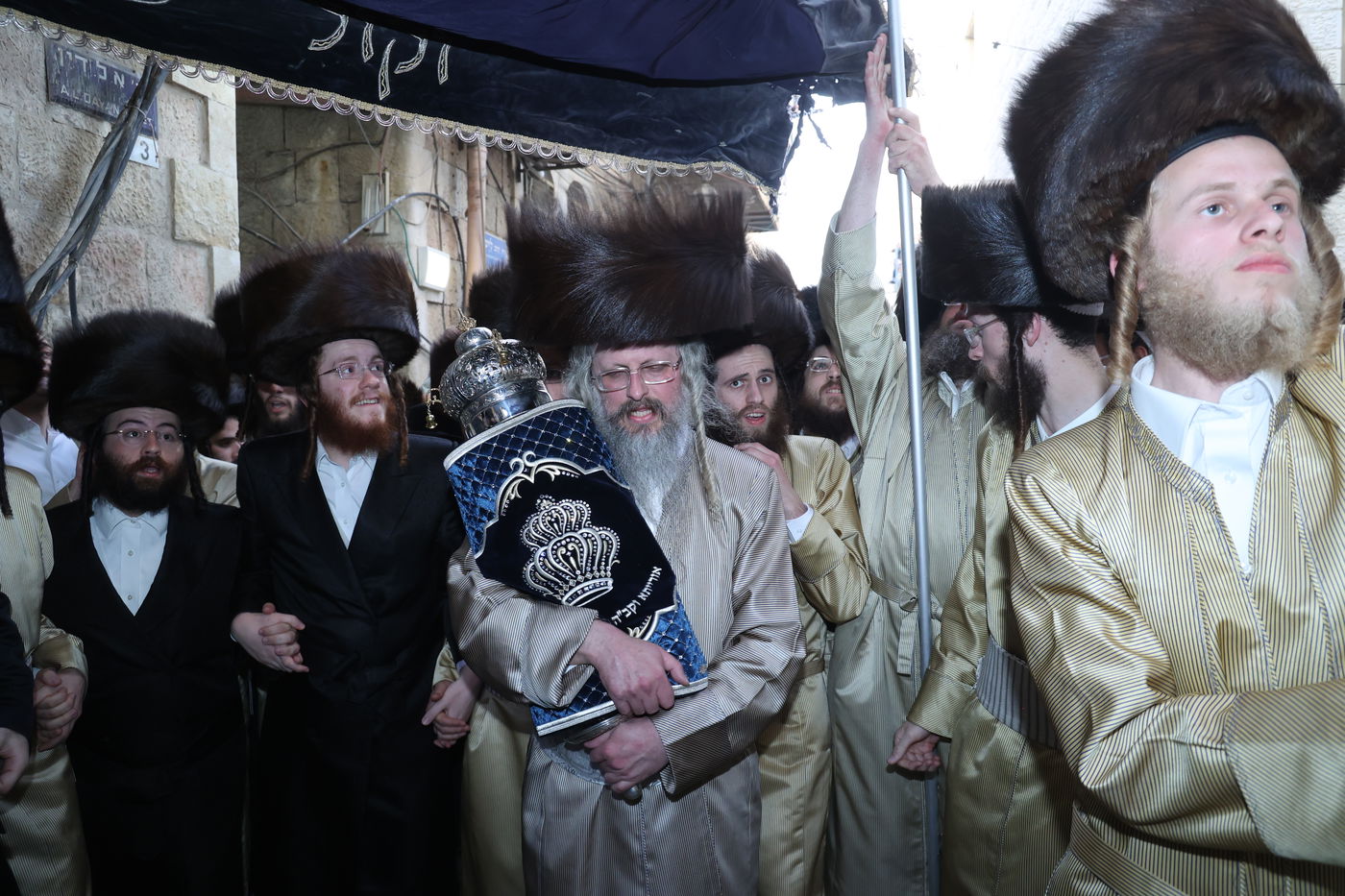 ה'וויטעפסק'ערס' חסמו את כיכר השבת | תיעוד 