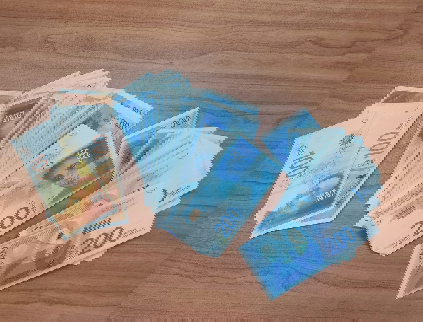 הכסף שנתפס אצל החשוד בעוקץ