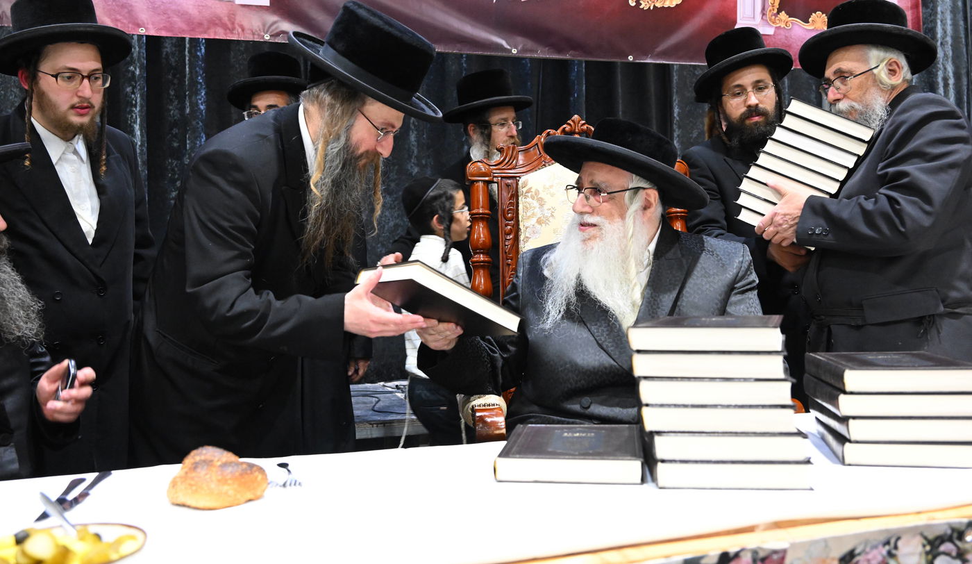 מעמד סיום הש"ס של נבחני כולל ש"ס | צפו בתיעוד