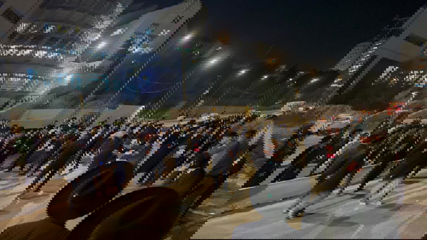 העימותים בהפגנה, הערב