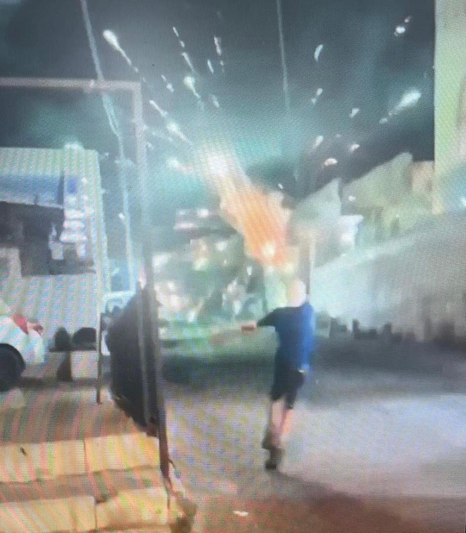 נעצרו חשודים שיידו אבנים וירו זיקוקין לעבר בתים וכלי רכב