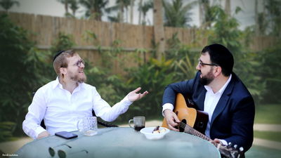 גיל ישראלוב ודייויד טויב בסינגל קליפ חדש: 'רק תודה'