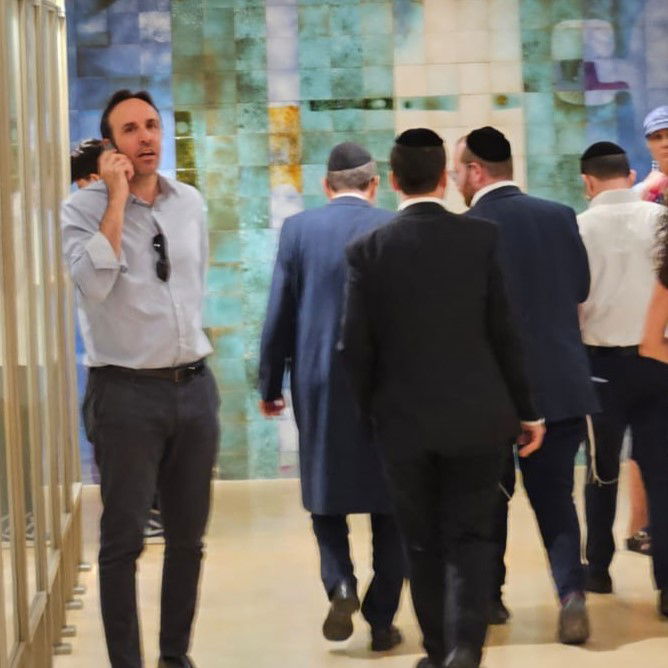 זופניק בכיכר • כל התמונות, הנייעס והחשיפות של השבוע