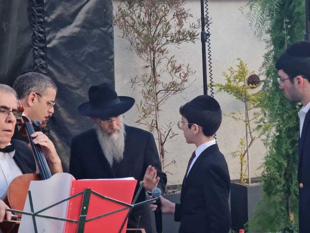 זופניק בכיכר • כל התמונות, הנייעס והחשיפות של השבוע