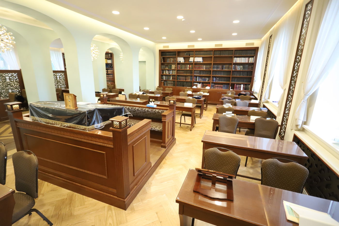 מוזיאון השואה, הרחובות וההוואי | הצלם מפריז תיעד את ריגה