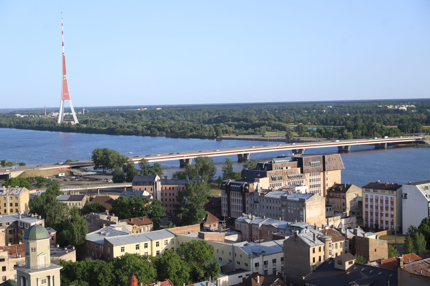 מוזיאון השואה, הרחובות וההוואי | הצלם מפריז תיעד את ריגה