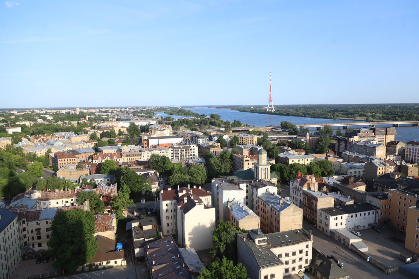 מוזיאון השואה, הרחובות וההוואי | הצלם מפריז תיעד את ריגה