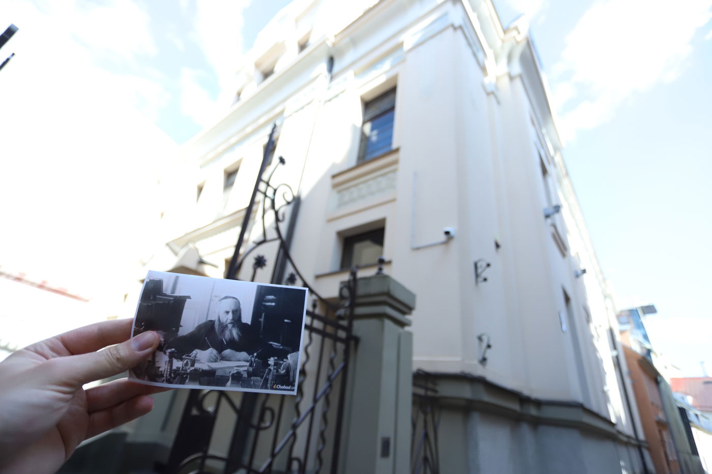 מוזיאון השואה, הרחובות וההוואי | הצלם מפריז תיעד את ריגה