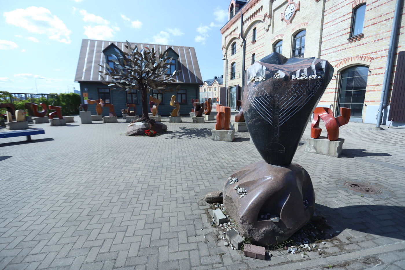 מוזיאון השואה, הרחובות וההוואי | הצלם מפריז תיעד את ריגה