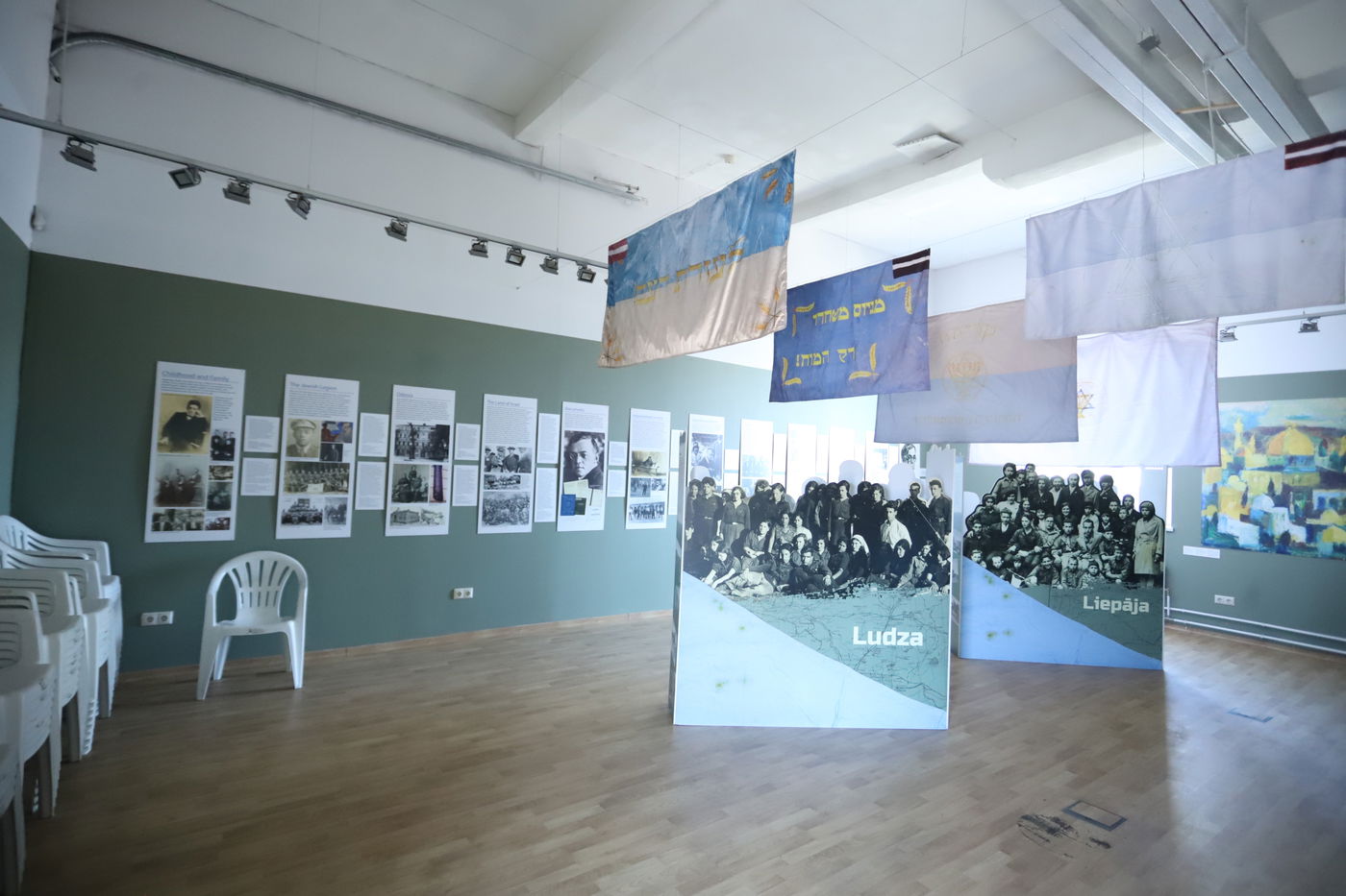 מוזיאון השואה, הרחובות וההוואי | הצלם מפריז תיעד את ריגה