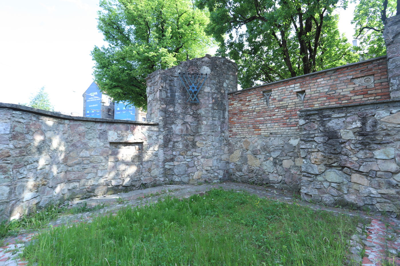 מוזיאון השואה, הרחובות וההוואי | הצלם מפריז תיעד את ריגה