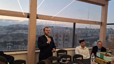 חיים גנץ בביצוע לזכרו של יוסל'ה רוזנבלט: "עקביא"