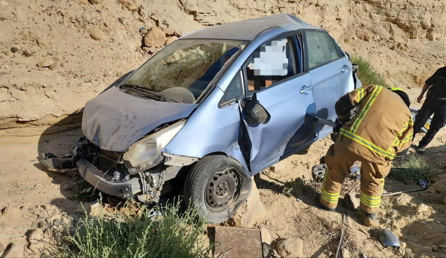 רכב הידרדר לתהום - הנהג המבוגר חולץ ופונה במצב בינוני