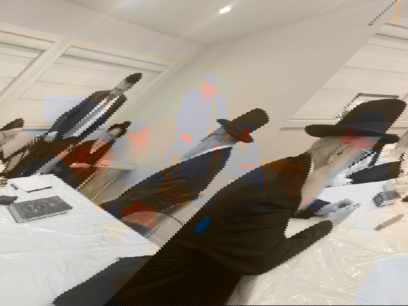 מסע היסטורי: תיעוד ענק מנסיעתו של הגרמ"צ ברגמן לארה"ב