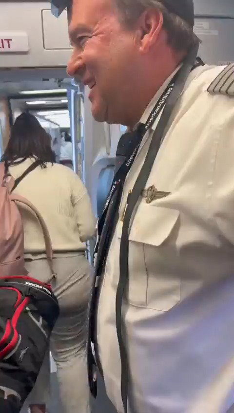 "שכולם יראו", הקברניט עם התפילין