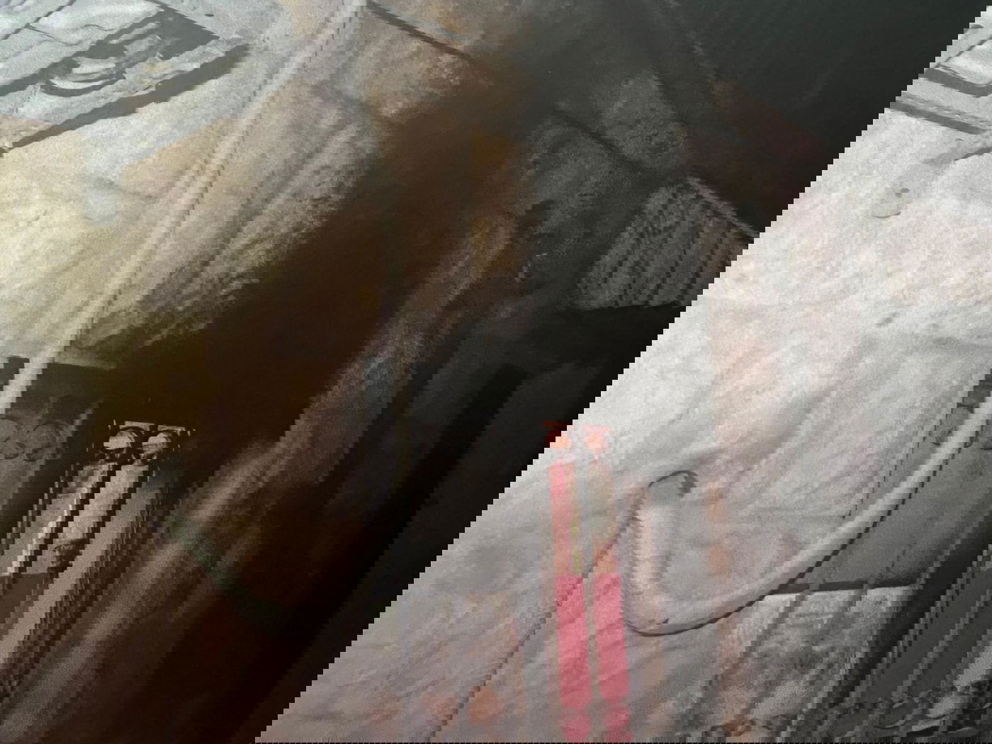 הנזק שנגרם לחלון הבית בעקבות ההצתה והשקיפה שפרצה במקום