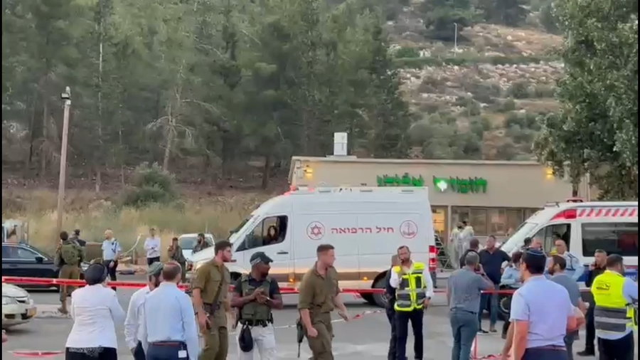 זירת הפיגוע בכניסה ליישוב עלי