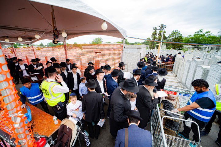 בתפוצות ישראל ציינו את יום ההילולא של הרבי מליובאוויטש זי"ע; המונים עלו לציונו