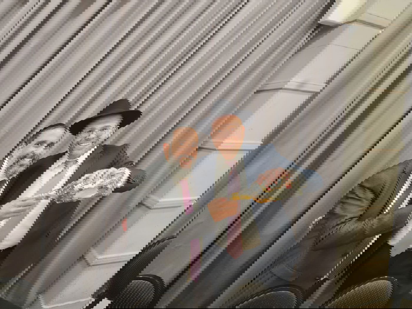 זופניק בכיכר • כל התמונות, הנייעס והחשיפות של השבוע