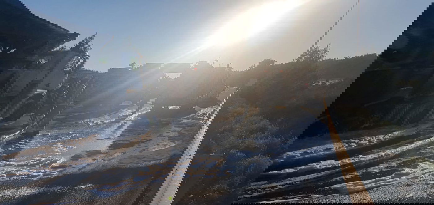 עומס כבד בכביש 1 לכיוון תל אביב: משאית עלתה באש | תיעוד 