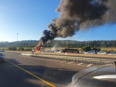 תיעוד מהכביש ממול