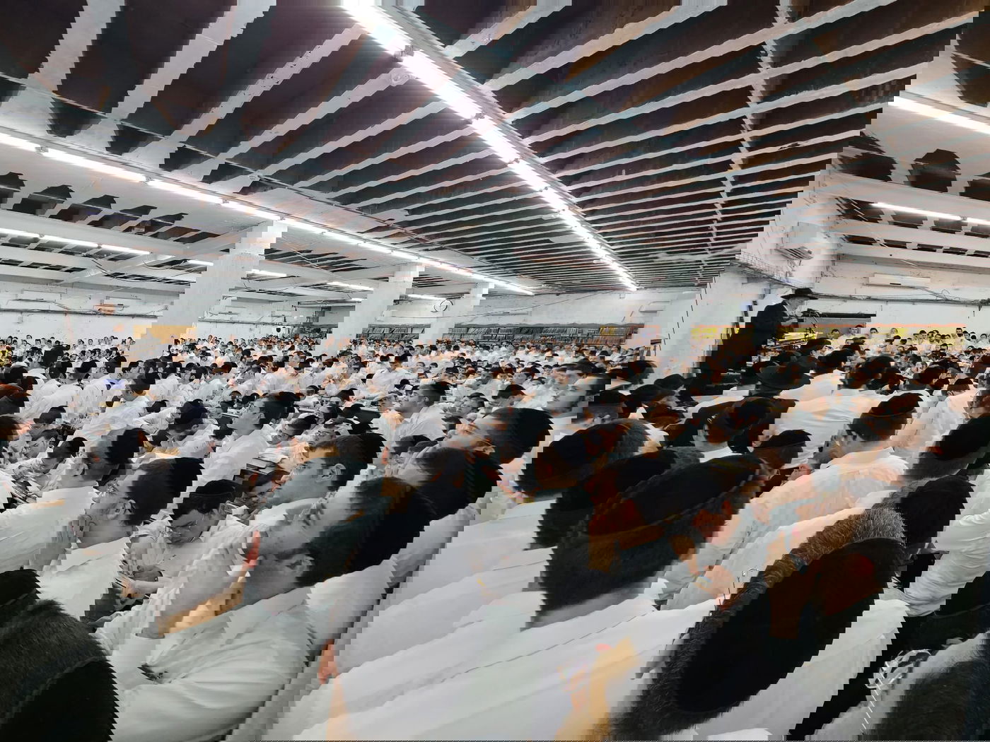 "הוי כל צמא לכו למים"