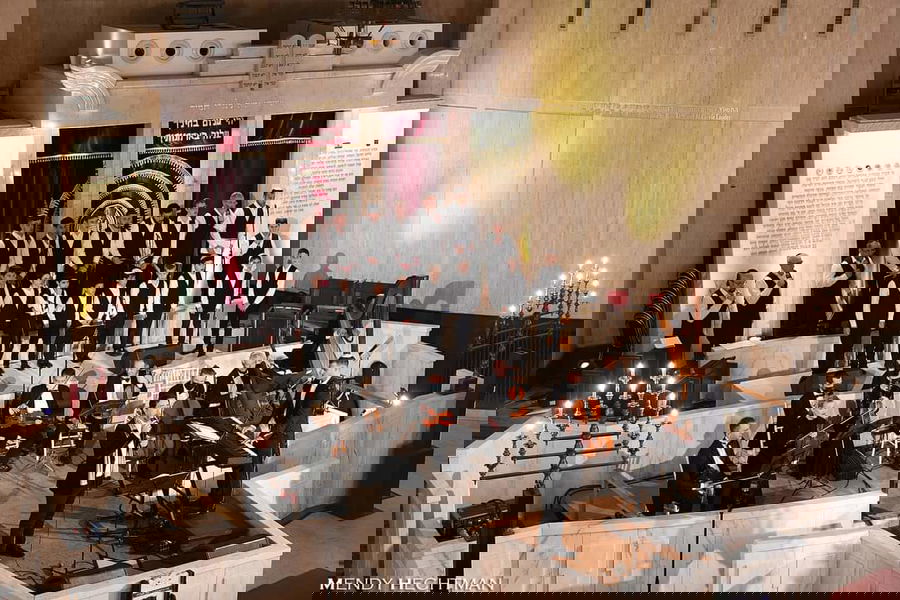 ביטון והמקהלה במופע פרטי באמצע השבוע בבית הכנסת הגדול