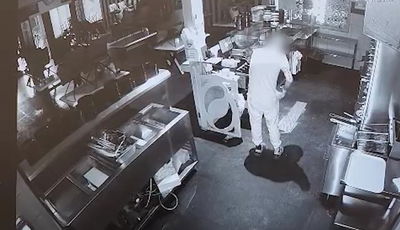 פרץ מהחלון לעסק בטמרה וגנב קופות צדקה | תיעוד 