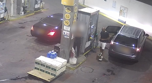 תיעוד הדקירה בתחנת דלק