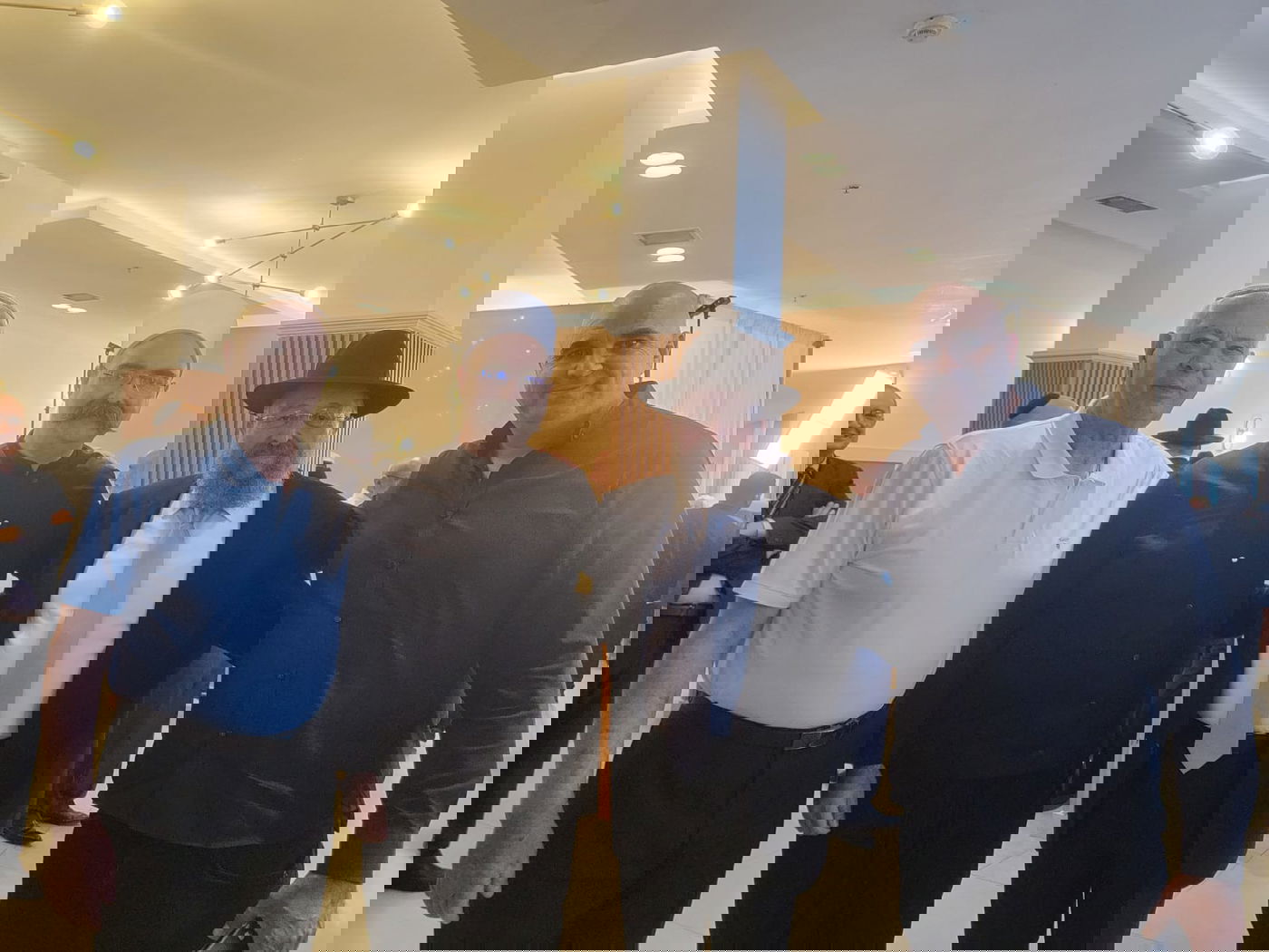 השר יואב בן צור חיתן את בת הזקונים; כולם התייצבו | צפו