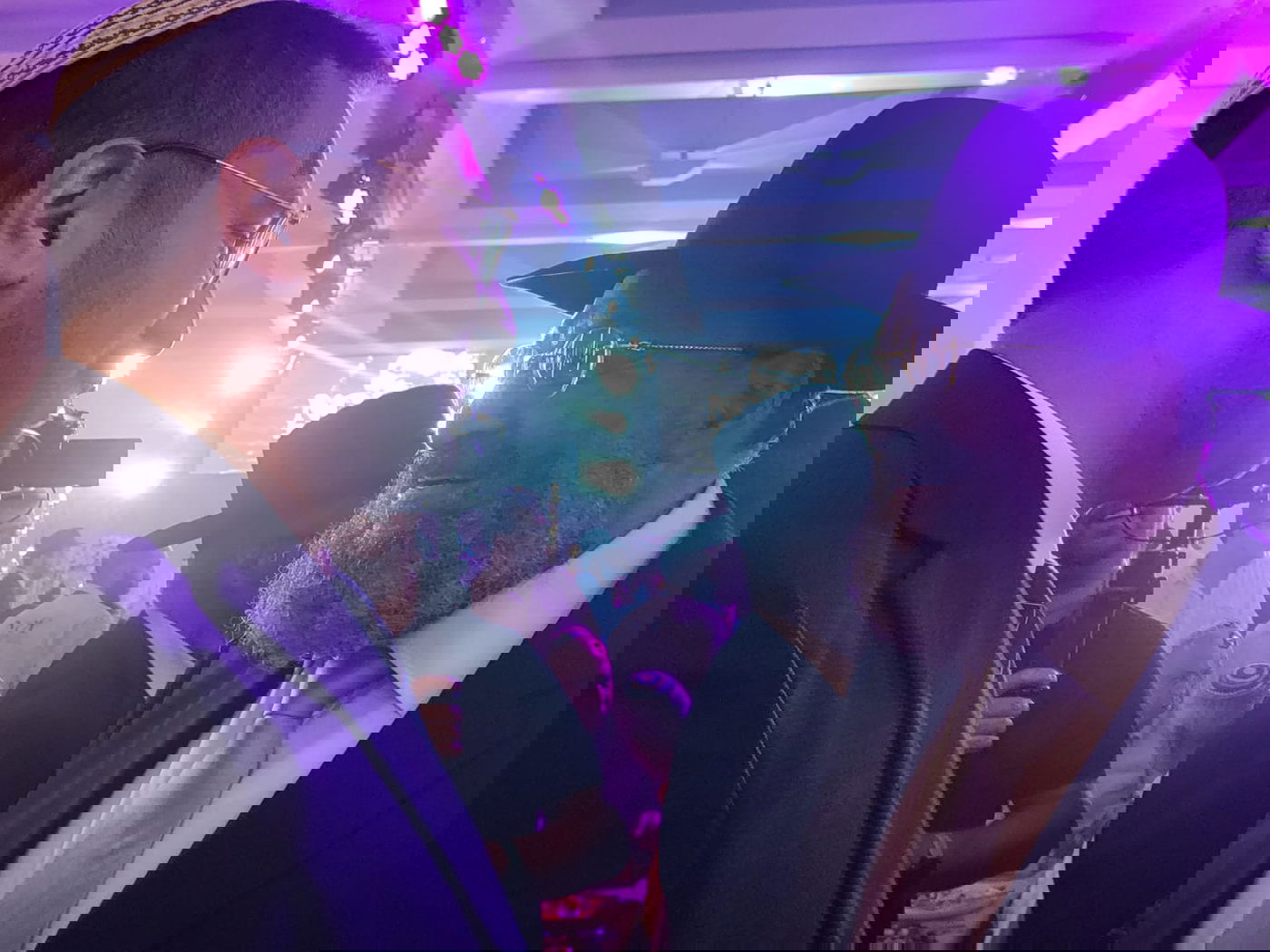 השר יואב בן צור חיתן את בת הזקונים; כולם התייצבו | צפו