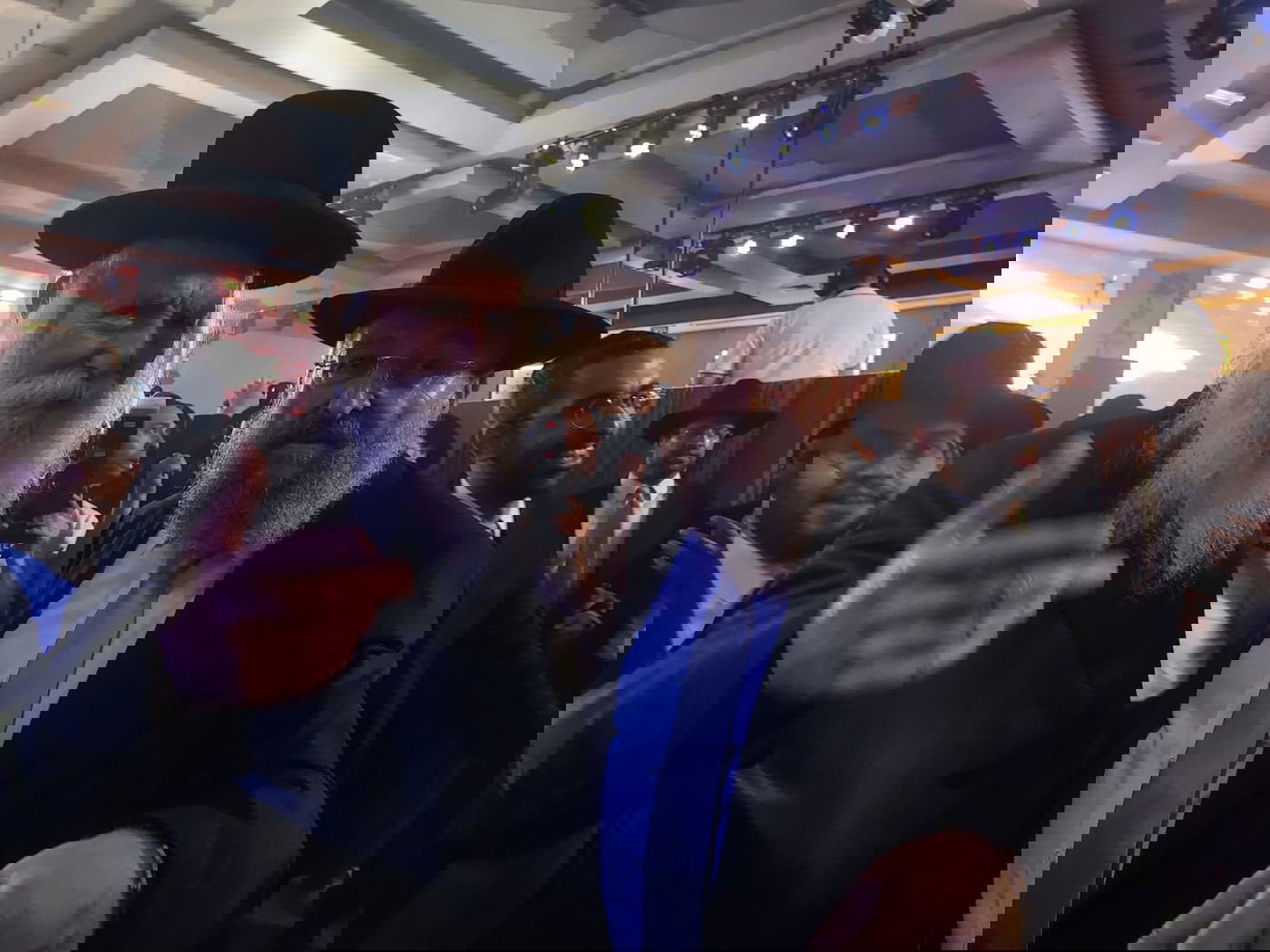 השר יואב בן צור חיתן את בת הזקונים; כולם התייצבו | צפו