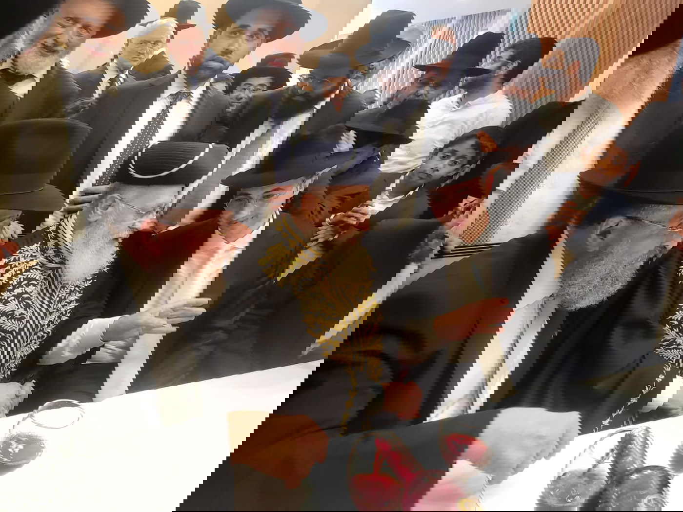 השר יואב בן צור חיתן את בת הזקונים; כולם התייצבו | צפו