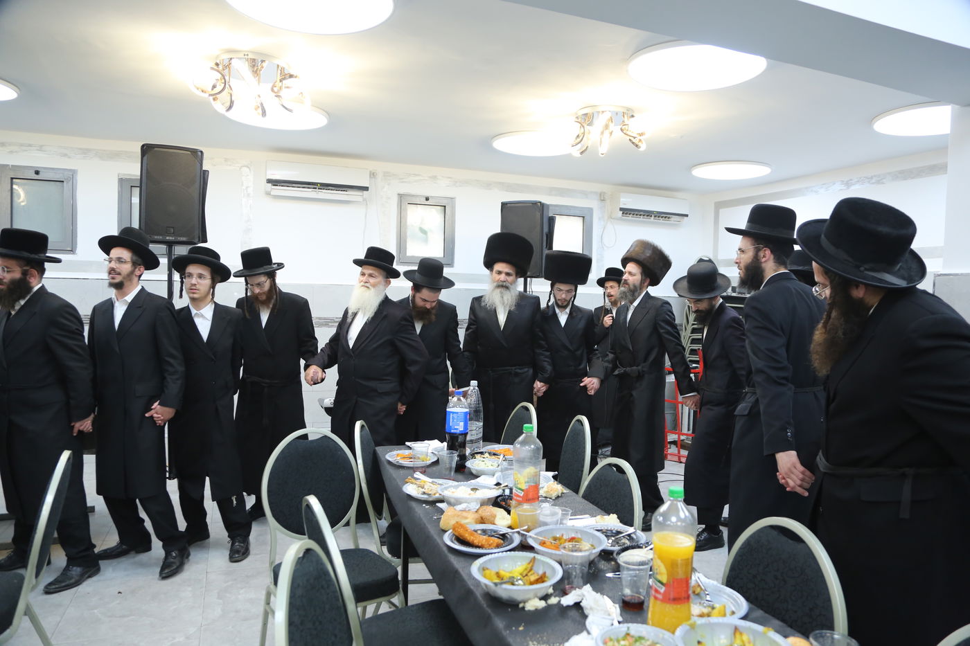 שמחת השבע ברכות לבן הרב אליהו ישראל אשלג | צפו