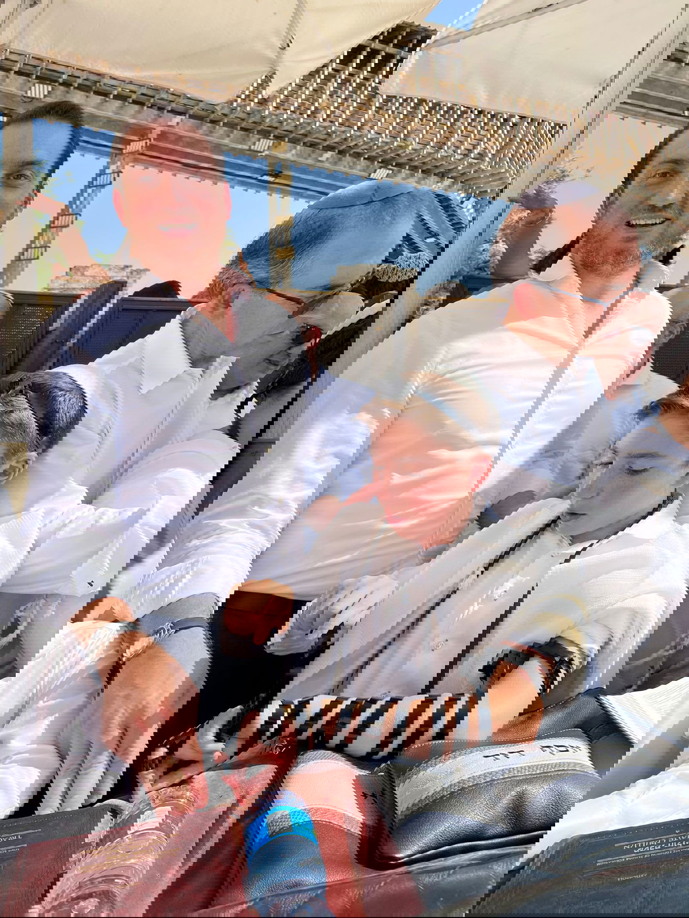 עשרות נערים מקהילת 'אנוסי משהד' חגגו בר מצווה בכותל