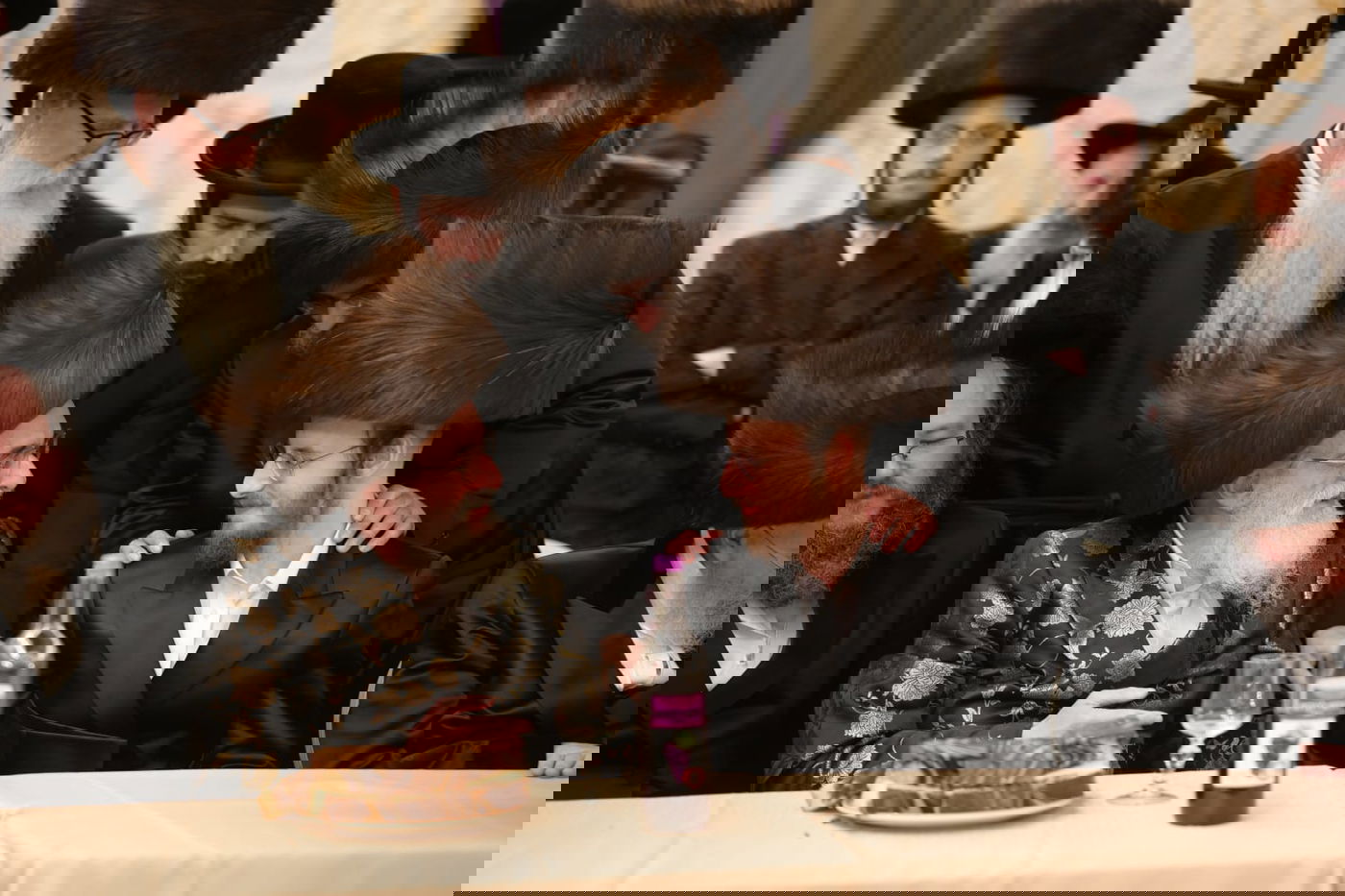 שמחת נישואי בת הגה"צ מדראהביטש זצ"ל עם בן הרב שמואל יאקאב