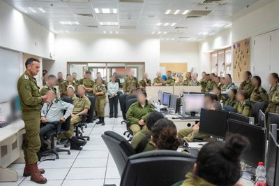 הרמטכ"ל הרצי הלוי בבסיס אמ"ן היום