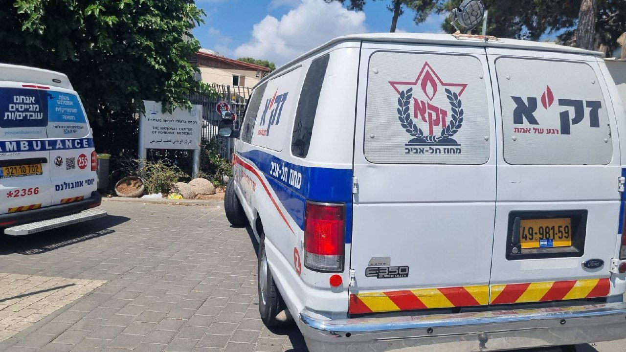 טרגדיה משפחתית: האב טבע למוות; הבן נמצא מת במכללה